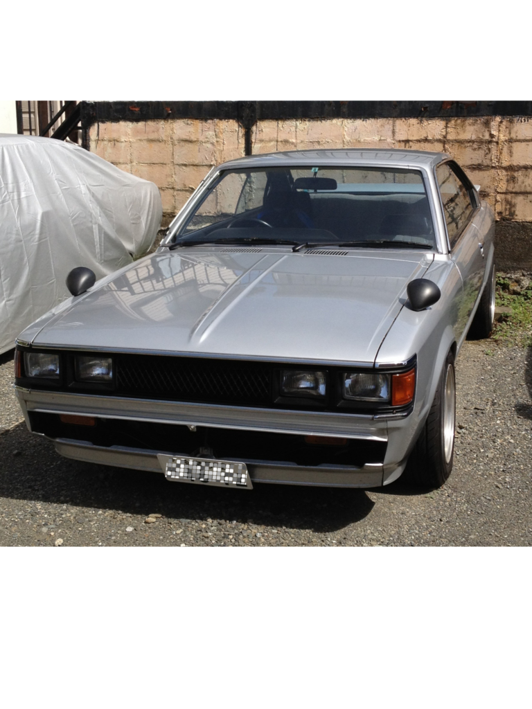 愛車のカリーナの写真です