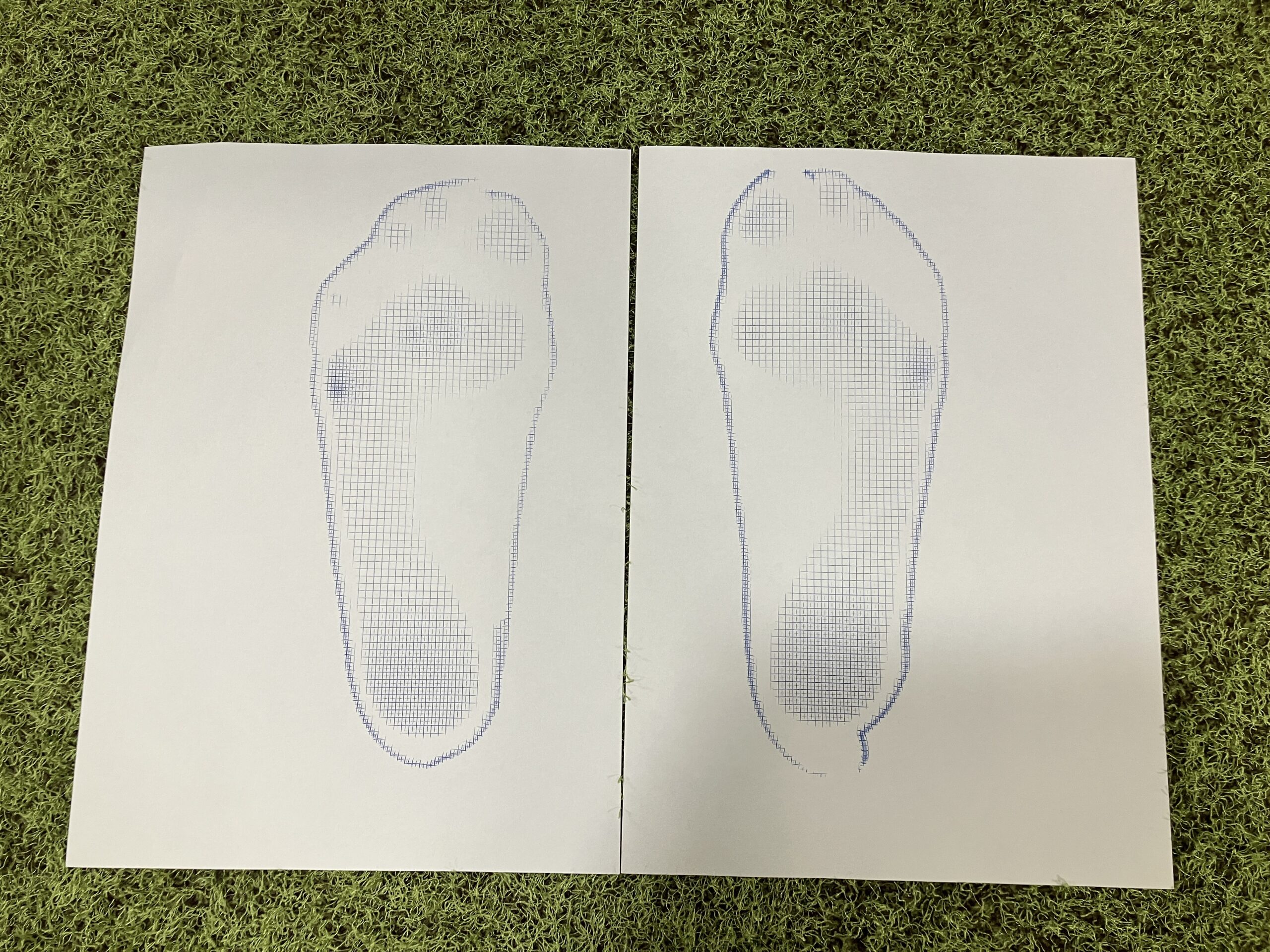 フットプリントで取った足あと｜BALANCECARE 接骨院 らくだ